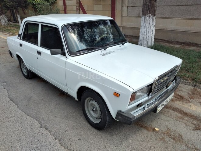 LADA (VAZ) 2107 2000, 120,643 km - 1.6 л - Salyan
