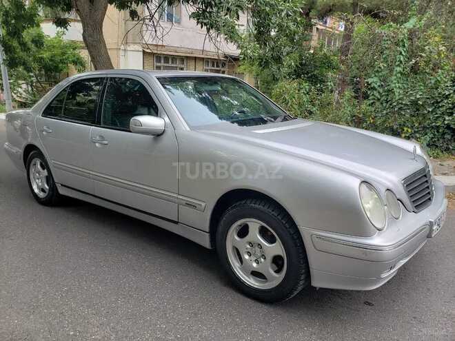 Mercedes E 320 2001, 259,000 km - 3.2 l - Bakı