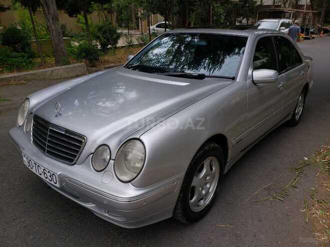 Mercedes E 320 2001, 259,000 km - 3.2 l - Bakı