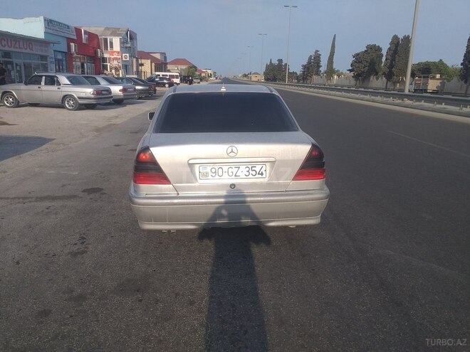 Mercedes C 230 1997, 453,000 km - 2.3 l - Bakı