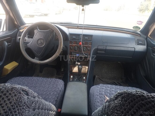 Mercedes C 230 1997, 453,000 km - 2.3 l - Bakı