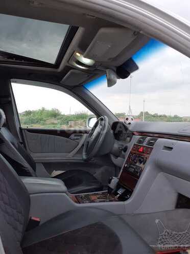 Mercedes E 270 1999, 460,000 km - 2.7 l - Biləsuvar
