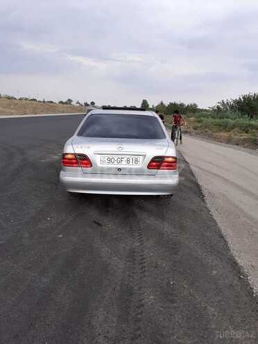 Mercedes E 270 1999, 460,000 km - 2.7 l - Biləsuvar