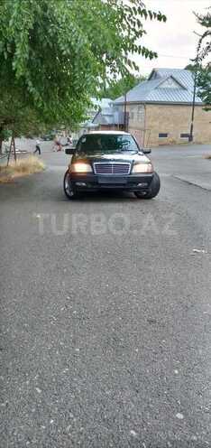 Mercedes C 240 1997, 321,000 km - 2.4 l - Şamaxı