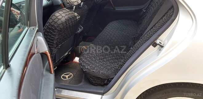 Mercedes E 200 1995, 451,628 km - 2.0 l - Bakı
