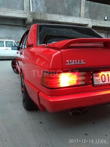 Mercedes 190 1986, 400,000 km - 2.0 l - Qəbələ