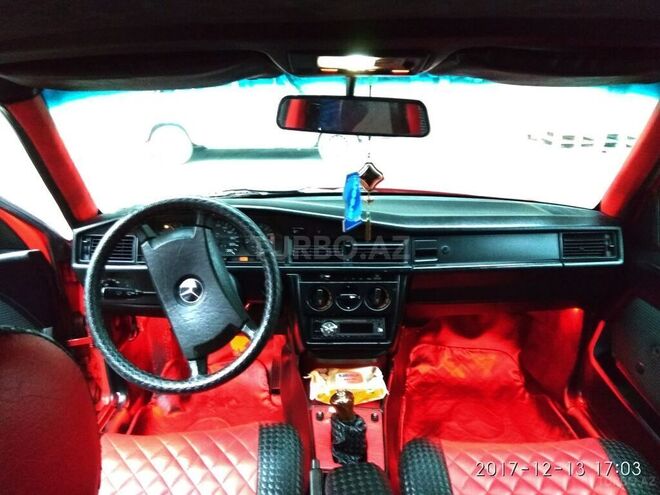 Mercedes 190 1986, 400,000 km - 2.0 l - Qəbələ