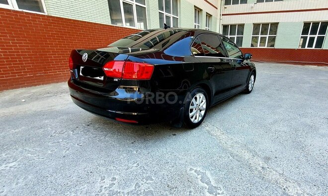Volkswagen Jetta 2013, 93,000 km - 1.8 л - Bakı