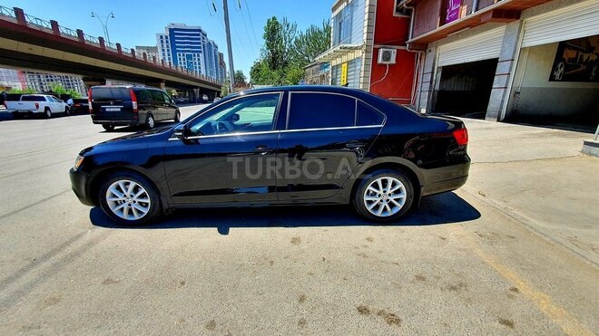 Volkswagen Jetta 2013, 93,000 km - 1.8 л - Bakı