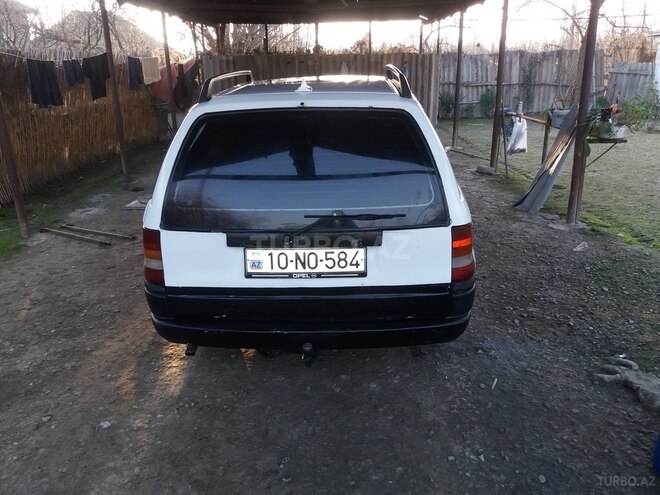 Opel Astra 1992, 429,613 km - 1.6 л - Göyçay
