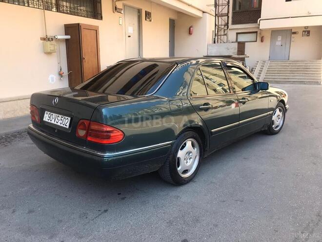 Mercedes E 230 1997, 325,000 km - 2.3 l - Bakı