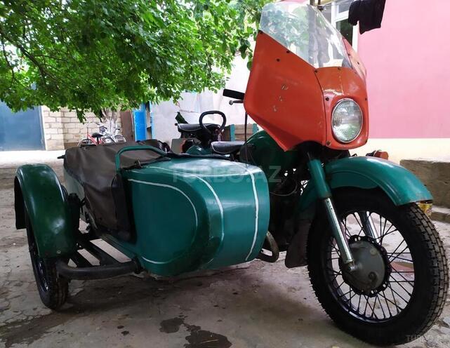 Ural 4320 1984, 138,673 km - 0.7 l - Qusar