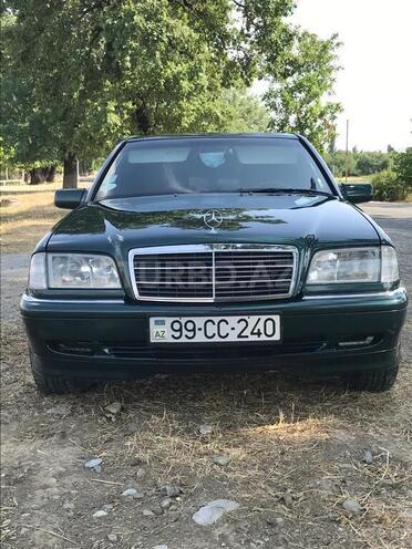 Mercedes C 240 1998, 174,000 km - 2.4 l - Mingəçevir