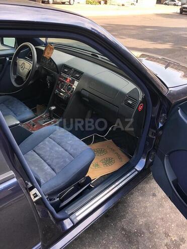 Mercedes C 200 1997, 366,500 km - 2.0 l - Bakı