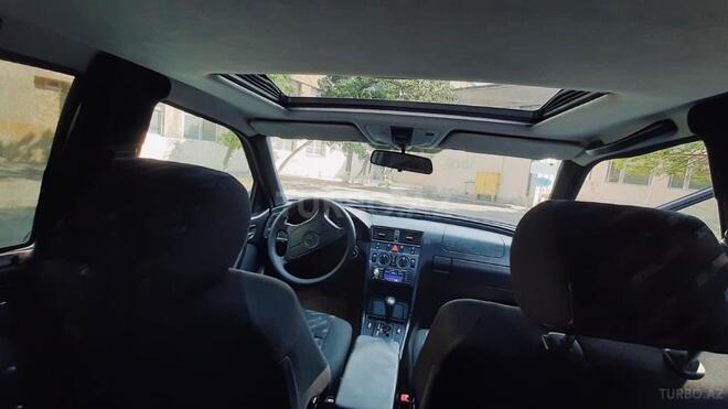 Mercedes C 220 1998, 215,000 km - 2.2 l - Sumqayıt