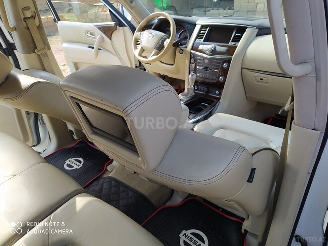 Nissan Patrol 2010, 182,000 km - 5.6 l - Bakı