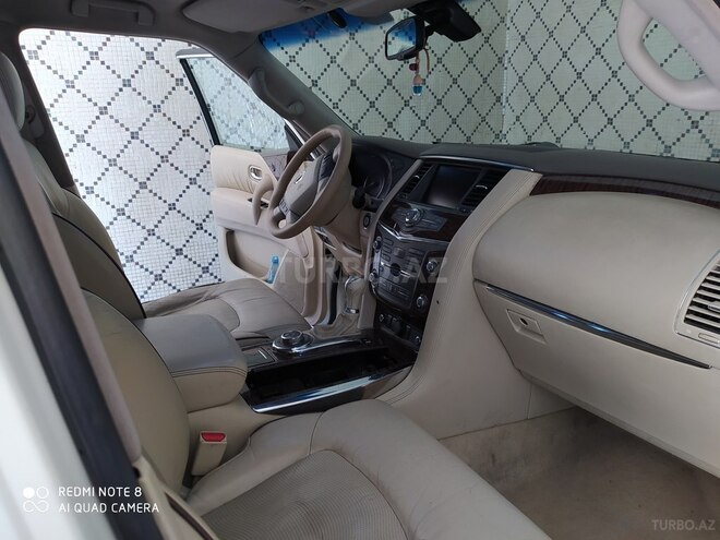 Nissan Patrol 2010, 182,000 km - 5.6 l - Bakı