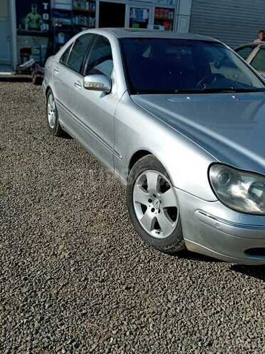 Mercedes  2001, 250,000 km - 4.0 l - Lənkəran