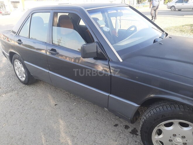 Mercedes 190 1991, 328,000 km - 2.0 л - Xaçmaz