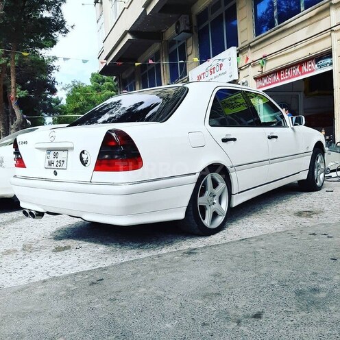 Mercedes C 240 2000, 199,856 km - 2.4 l - Bakı