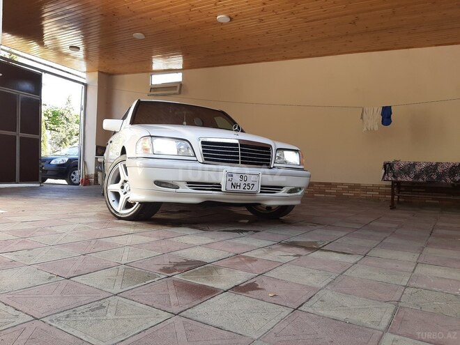 Mercedes C 240 2000, 199,856 km - 2.4 l - Bakı