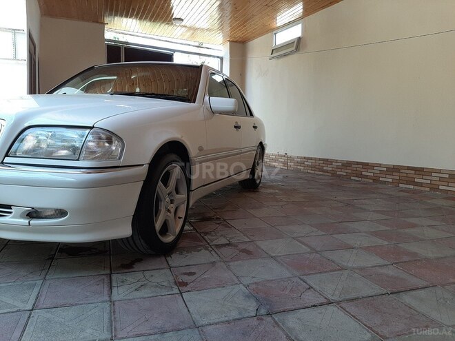 Mercedes C 240 2000, 199,856 km - 2.4 l - Bakı