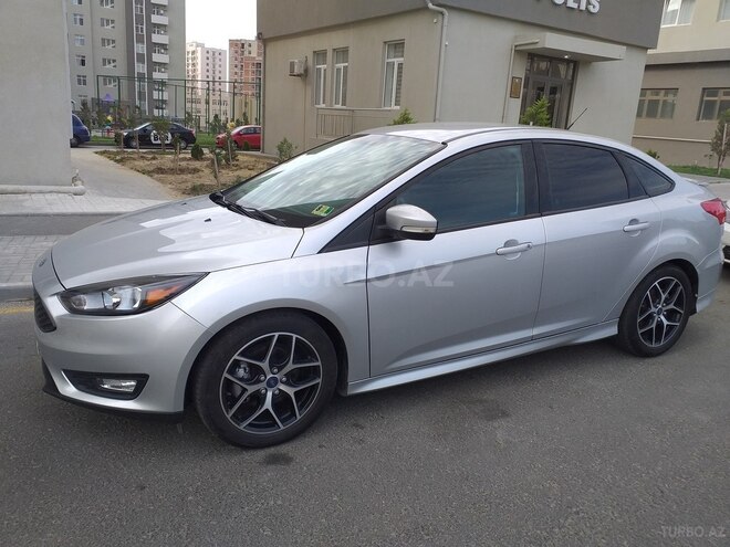 Ford Focus 2015, 110,000 km - 1.0 l - Bakı