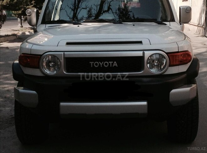 Toyota FJ Cruiser 2008, 170,000 km - 4.0 л - Bakı
