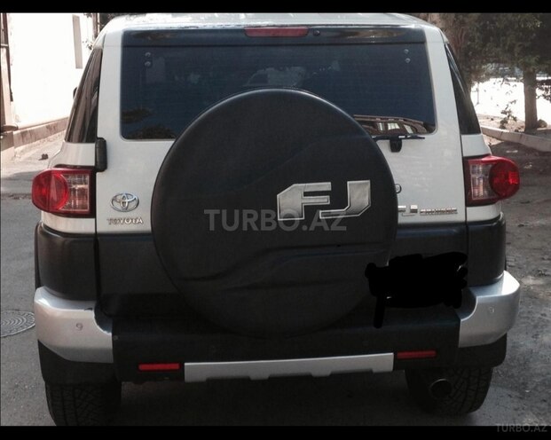 Toyota FJ Cruiser 2008, 170,000 km - 4.0 л - Bakı