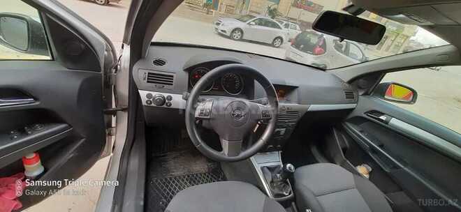 Opel Astra 2006, 213,000 km - 1.3 l - Bakı