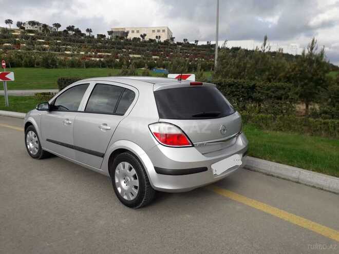 Opel Astra 2006, 200,000 km - 1.3 l - Bakı