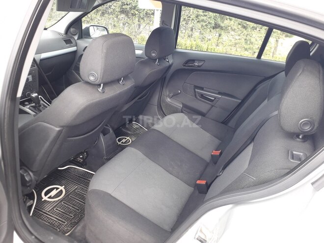 Opel Astra 2006, 200,000 km - 1.3 l - Bakı