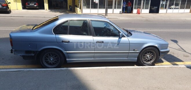 BMW 525 1994, 432,000 km - 2.5 l - Bakı