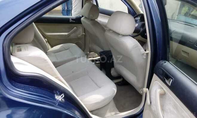 Volkswagen Jetta 2001, 299,000 km - 2.0 l - Bakı