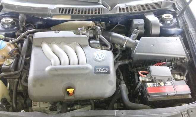 Volkswagen Jetta 2001, 299,000 km - 2.0 l - Bakı