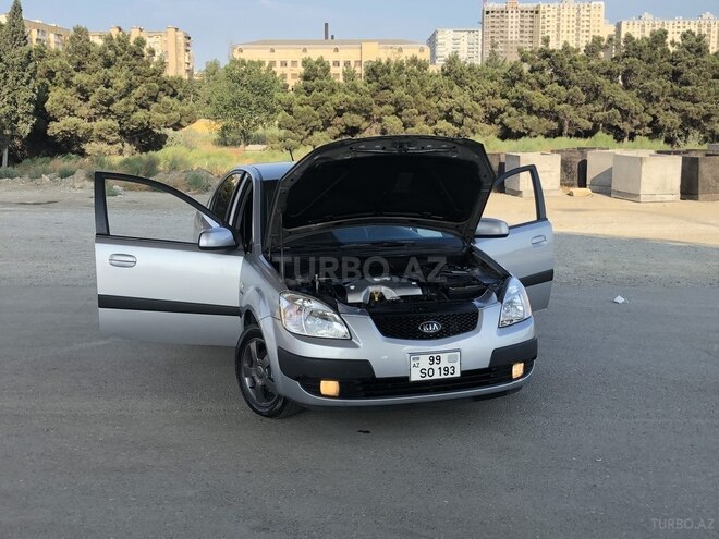 Kia Rio 2006, 323,000 km - 1.5 л - Bakı