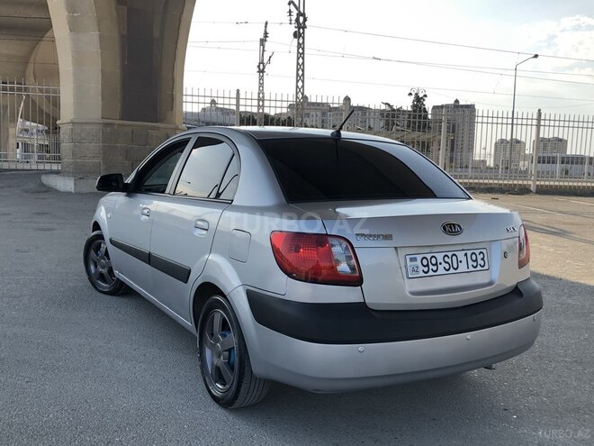 Kia Rio 2006, 323,000 km - 1.5 л - Bakı