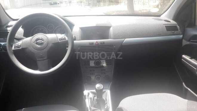 Opel Astra 2006, 178,000 km - 1.3 l - Bakı