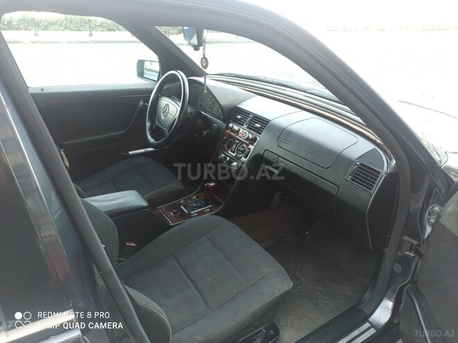 Mercedes C 250 1998, 393,000 km - 2.5 л - Bakı