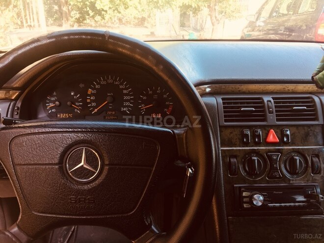 Mercedes E 200 1997, 353,000 km - 2.0 l - Bakı