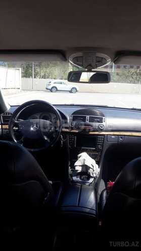 Mercedes E 220 2004, 305,000 km - 2.2 l - Bakı