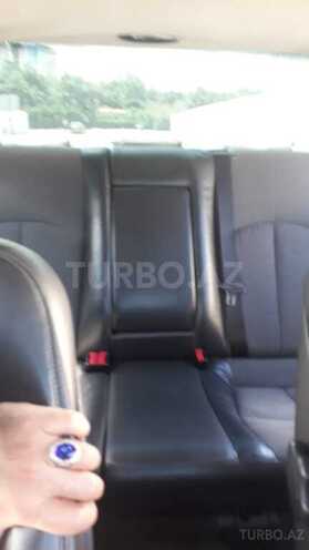 Mercedes E 220 2004, 305,000 km - 2.2 l - Bakı