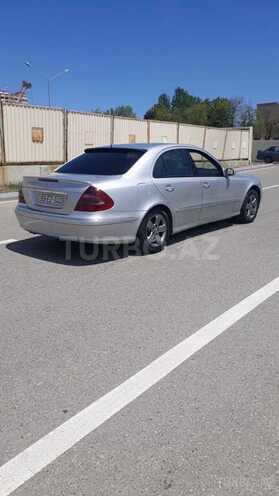 Mercedes E 220 2004, 305,000 km - 2.2 l - Bakı
