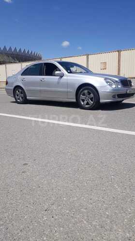 Mercedes E 220 2004, 305,000 km - 2.2 l - Bakı