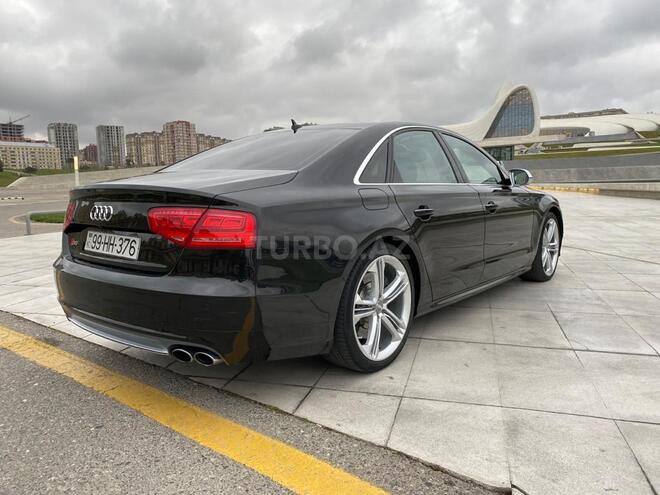 Audi S8 2012, 118,000 km - 4.0 l - Bakı