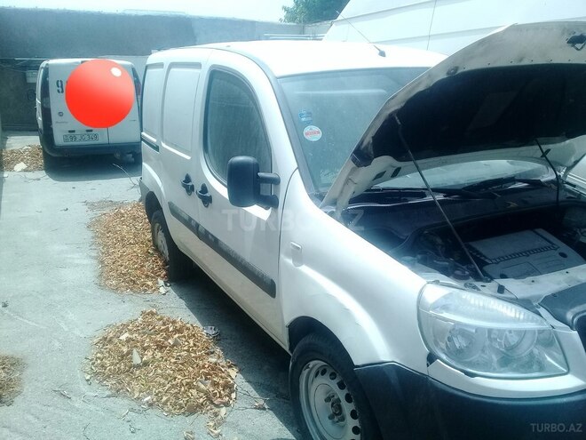 Fiat Doblo 2014, 185,000 km - 1.3 l - Bakı