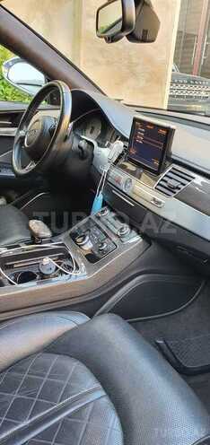 Audi S8 2012, 118,000 km - 4.0 l - Bakı