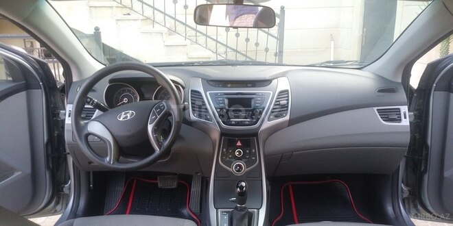 Hyundai Elantra 2015, 54,000 km - 1.8 l - Bakı