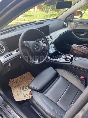 Mercedes E 200 2018, 44,000 km - 2.2 л - Bakı