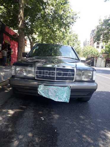 Mercedes 190 1990, 302,000 km - 1.8 л - Bakı